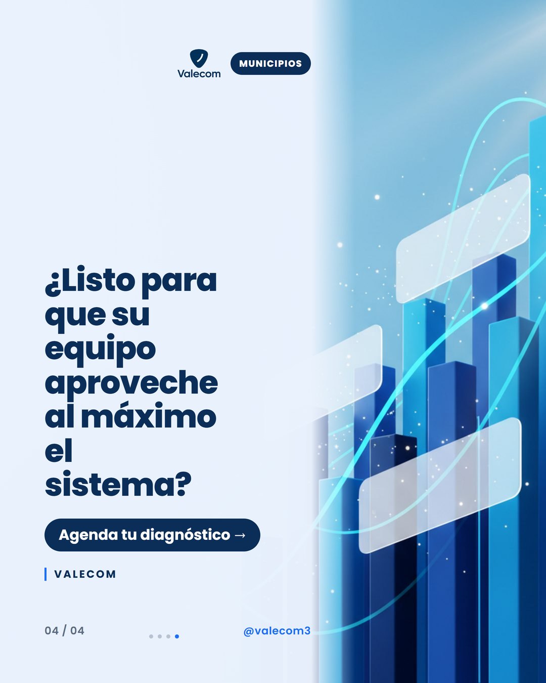 Imagen de un equipo municipal sonriendo y trabajando en un proyecto digital exitoso, con un fondo que sugiere innovación y colaboración.