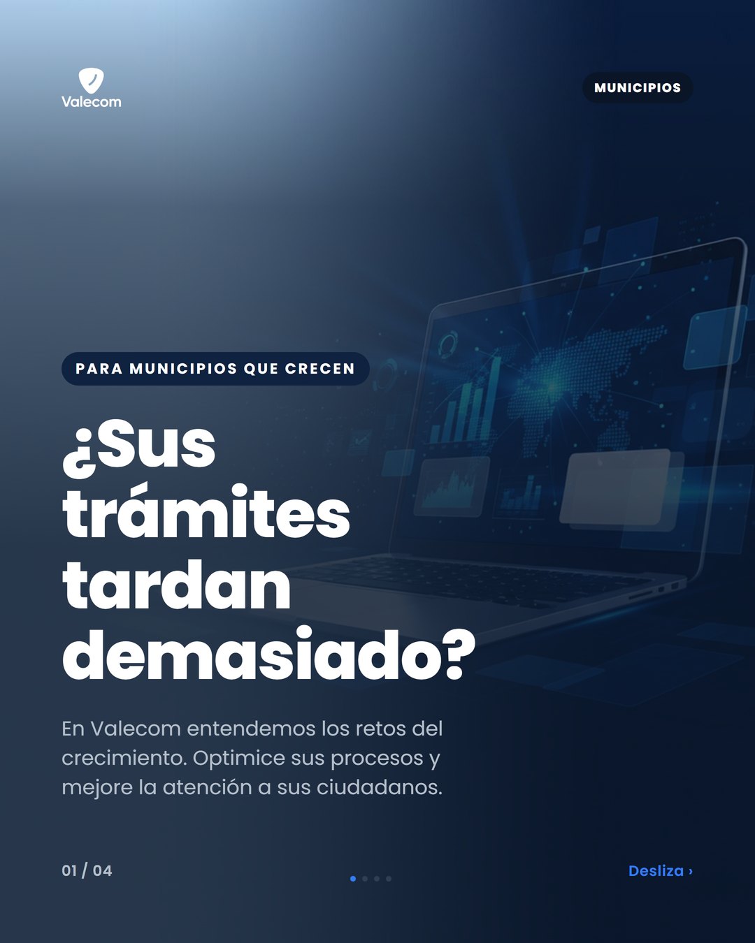 Imagen de un ayuntamiento moderno con personas atendiendo en ventanillas y una pantalla mostrando información de trámites.